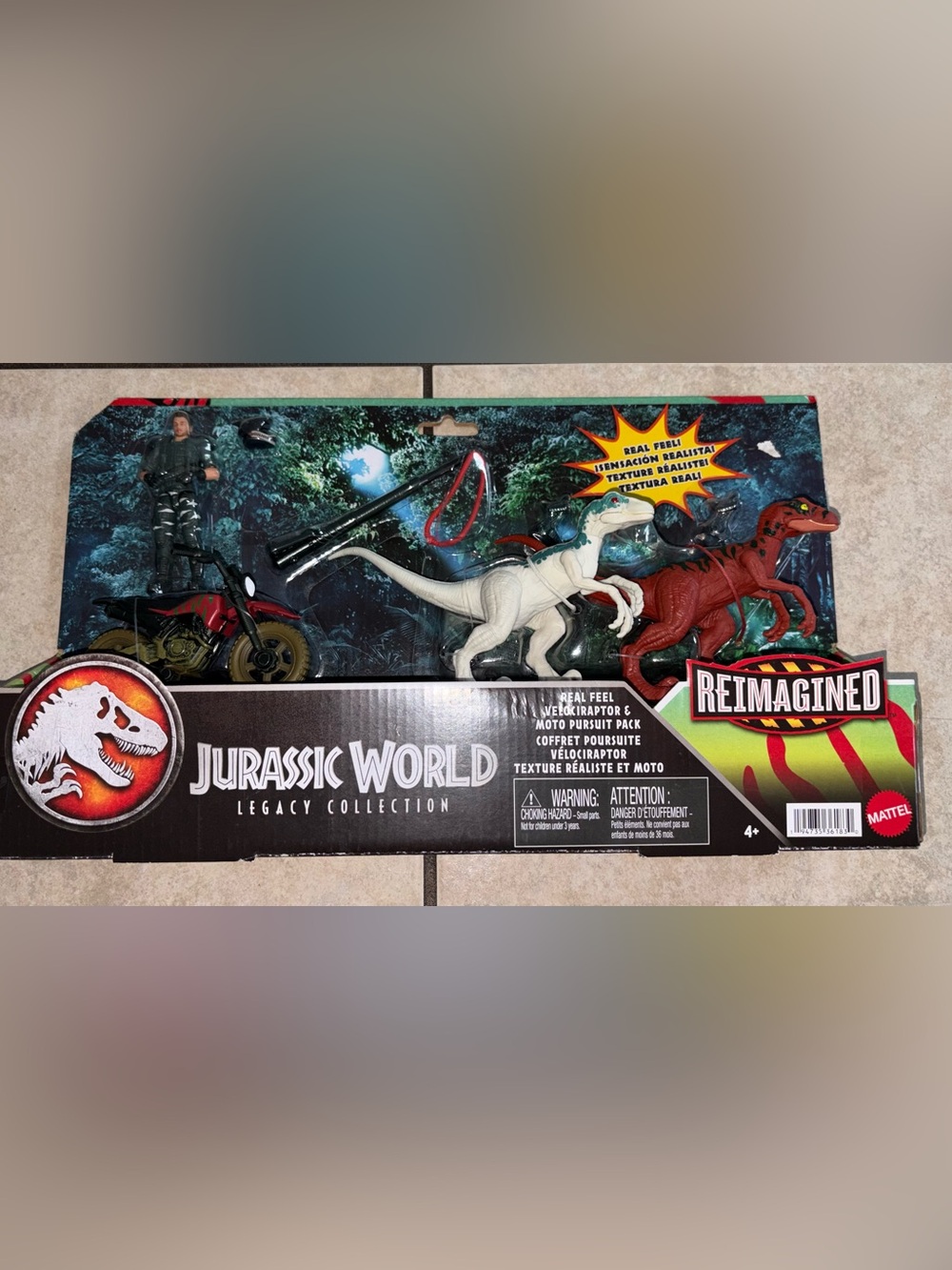 Jurassic World Reimagined Dinosaur Bike Pursuit Set - White & Red Dinosaurs